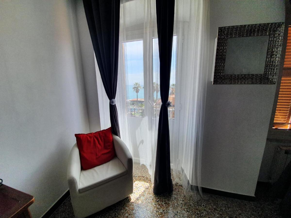 Varazze Suite Sauna E Hammam Экстерьер фото